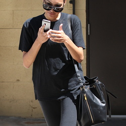 06-03 - Leaving a jewellery store in Beverly Hills